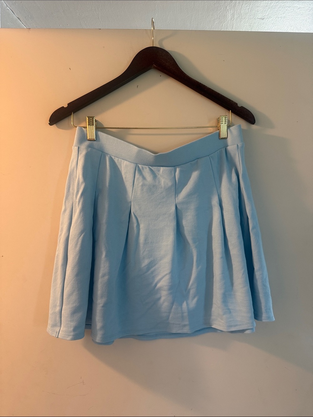 Wild Fable Women’s Light Blue Stretch Skater Pleated Skirt Sz Medium NWOT